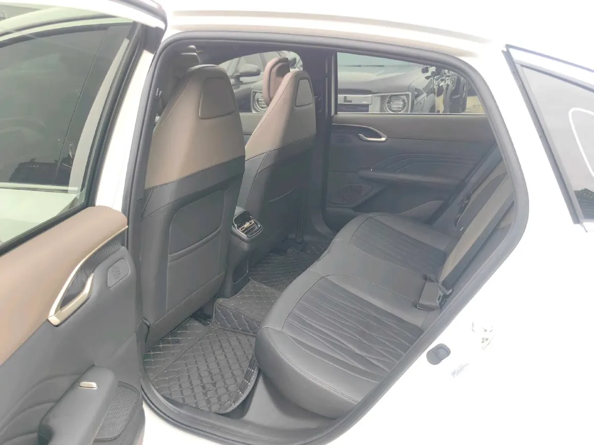 2026 ChangAn Eado 1.5T 192HP L4 7DCT,autocango,china used car exporter,china ev exporter,chinese used car exporter,chinese used ev exporter