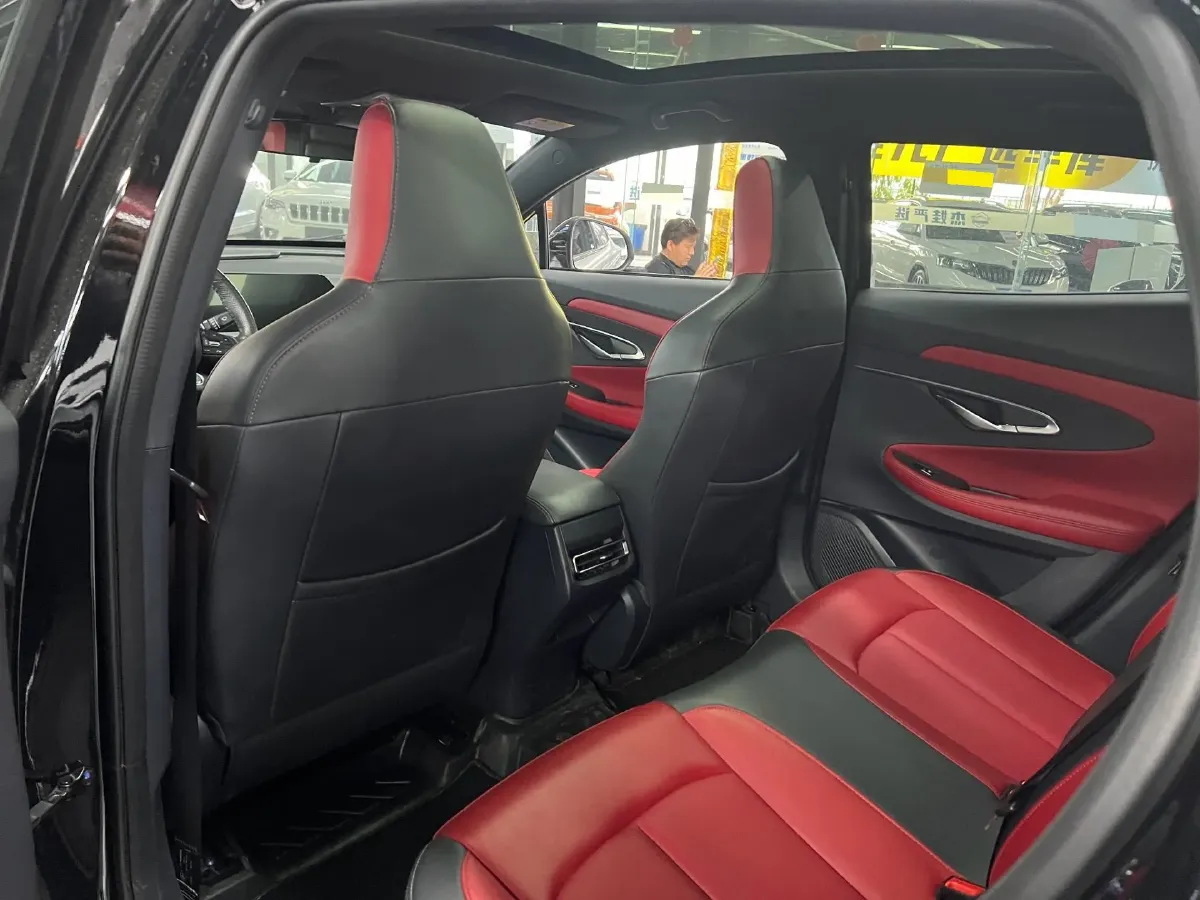 2020 ChangAn UNI-T 1.5T 180HP L4 7DCT,autocango,china used car exporter,china ev exporter,chinese used car exporter,chinese used ev exporter