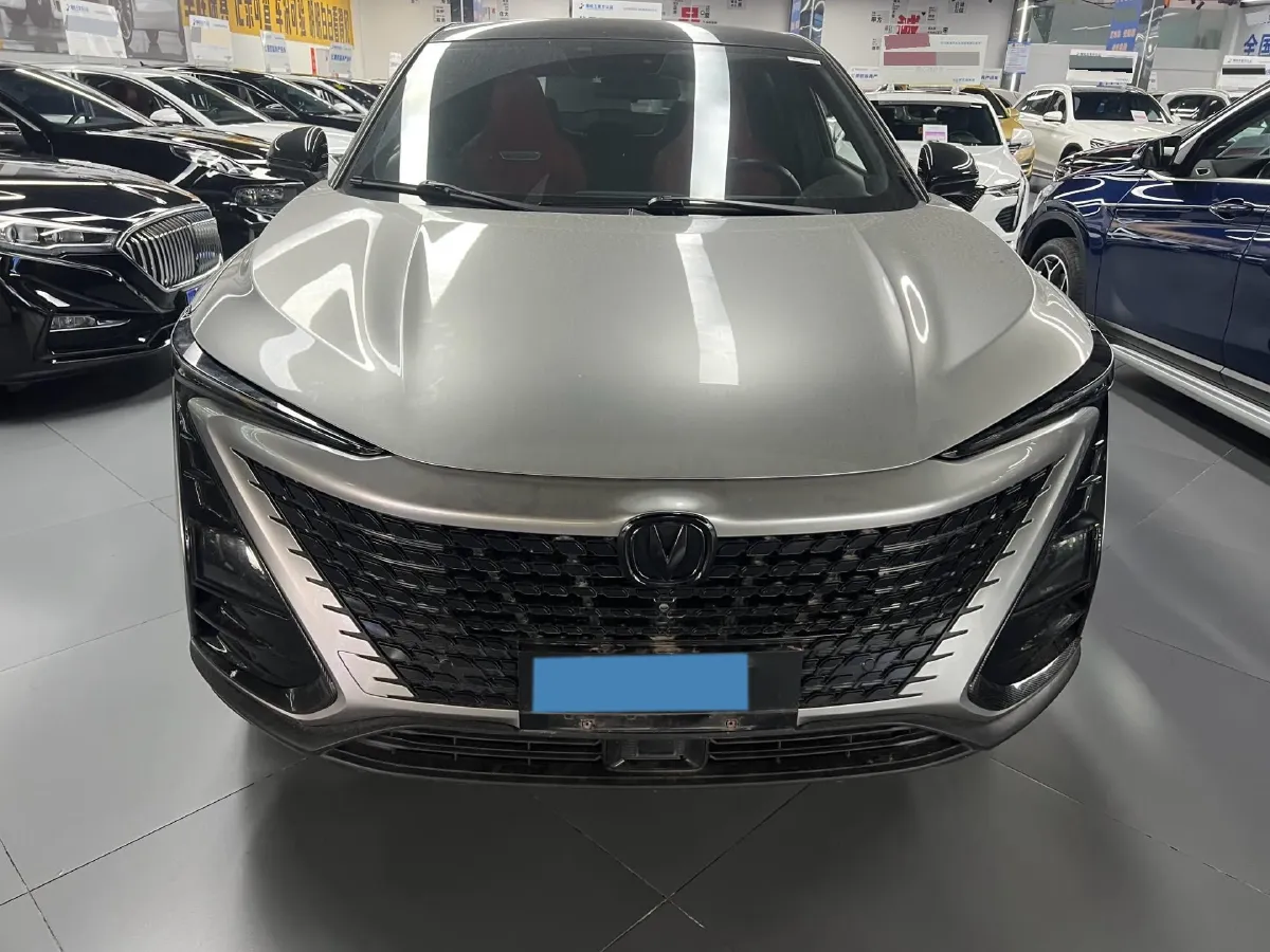 2020 ChangAn UNI-T 1.5T 180HP L4 7DCT,autocango,china used car exporter,china ev exporter,chinese used car exporter,chinese used ev exporter
