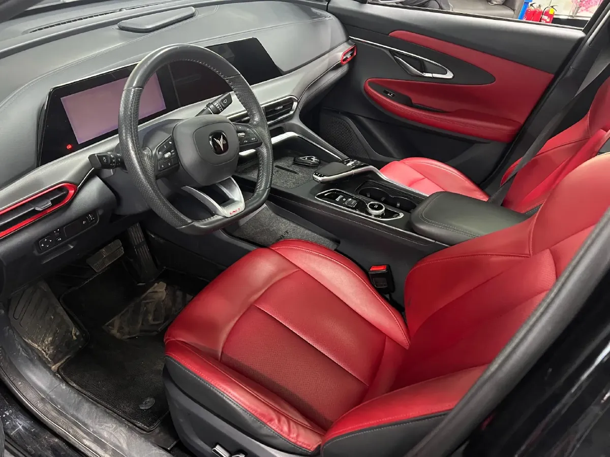 2020 ChangAn UNI-T 1.5T 180HP L4 7DCT,autocango,china used car exporter,china ev exporter,chinese used car exporter,chinese used ev exporter