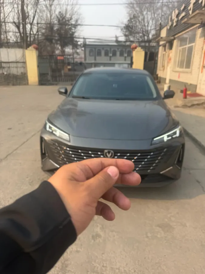 2024 ChangAn Eado 1.5T 170HP L4 7DCT,autocango,china used car exporter,china ev exporter,chinese used car exporter,chinese used ev exporter