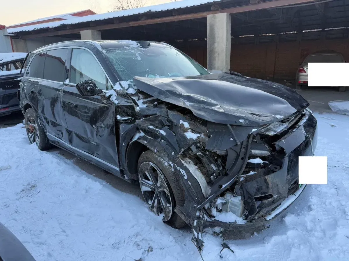 2025 WEY BlueMountain 1.5T 170HP L4 4DHT PHEV 44.5KWH,autocango,china used car exporter,china ev exporter,chinese used car exporter,chinese used ev exporter