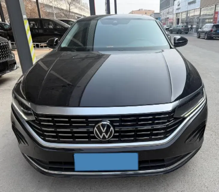 2021 Volkswagen Passat 2.0T 186HP L4 7DCT,autocango,china used car exporter,china ev exporter,chinese used car exporter,chinese used ev exporter
