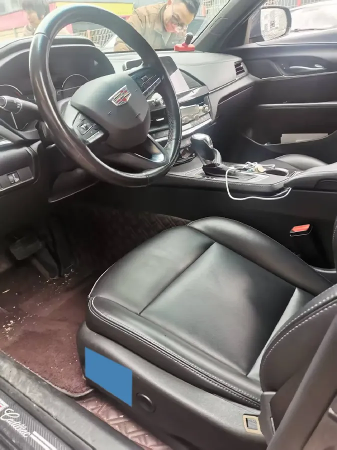 2021 Cadillac CT4 2.0T 237HP L4 8AT,autocango,china used car exporter,china ev exporter,chinese used car exporter,chinese used ev exporter