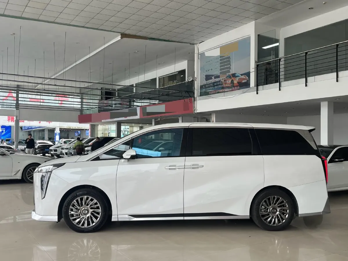 2023 GAC Trumpchi M8 2.0T 190HP L4 E-CVT Hybrid,autocango,china used car exporter,china ev exporter,chinese used car exporter,chinese used ev exporter