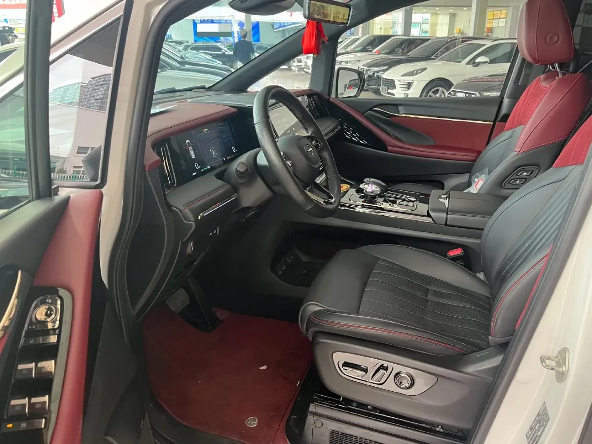 2023 GAC Trumpchi M8 2.0T 190HP L4 E-CVT Hybrid,autocango,china used car exporter,china ev exporter,chinese used car exporter,chinese used ev exporter