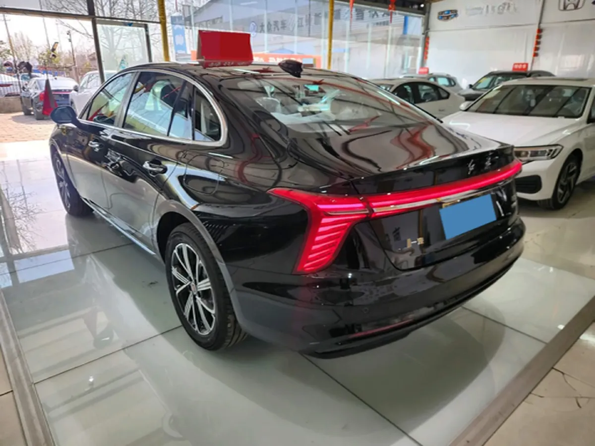2025 HongQi H5 1.5T 150HP L4 1DHT PHEV,autocango,china used car exporter,china ev exporter,chinese used car exporter,chinese used ev exporter