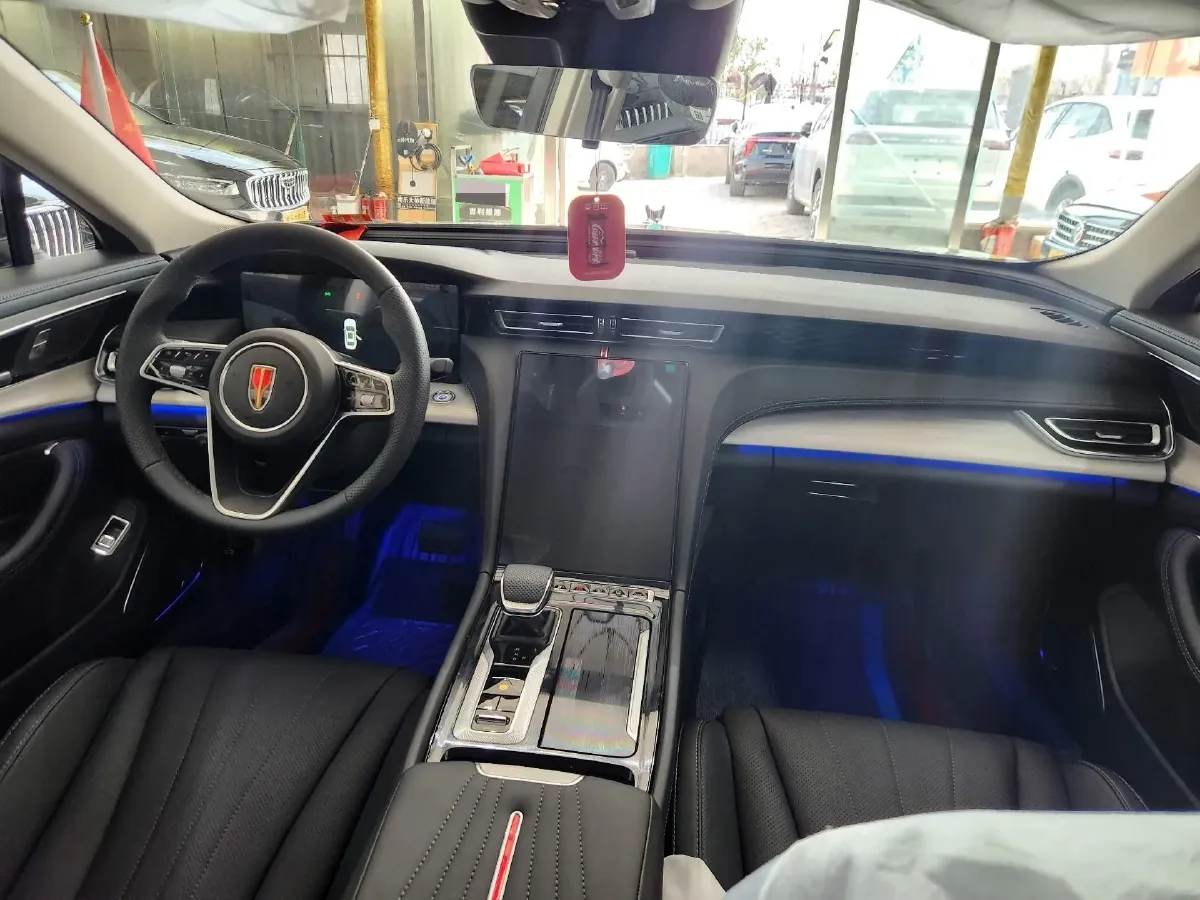 2025 HongQi H5 1.5T 150HP L4 1DHT PHEV,autocango,china used car exporter,china ev exporter,chinese used car exporter,chinese used ev exporter