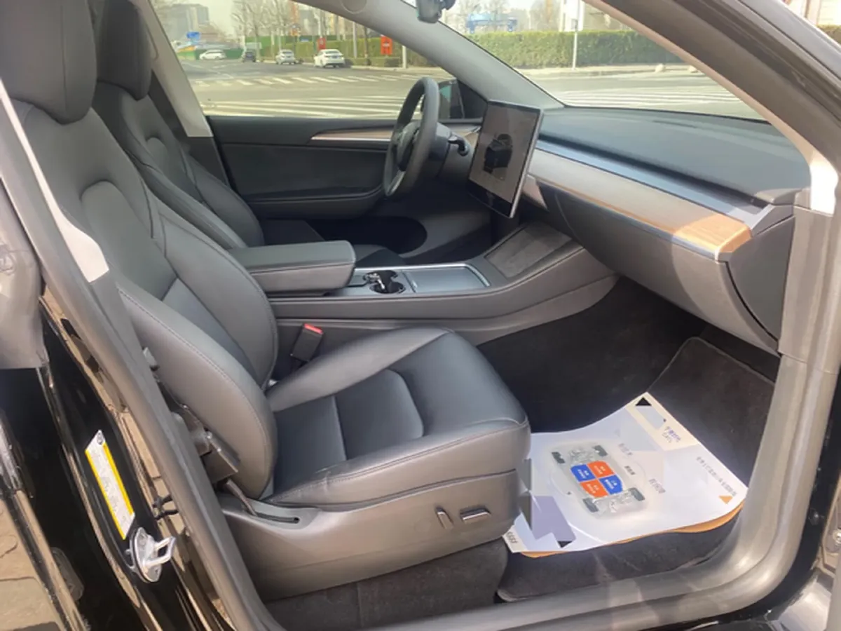 2022 Tesla Model Y BEV 60KWH,autocango,china used car exporter,china ev exporter,chinese used car exporter,chinese used ev exporter