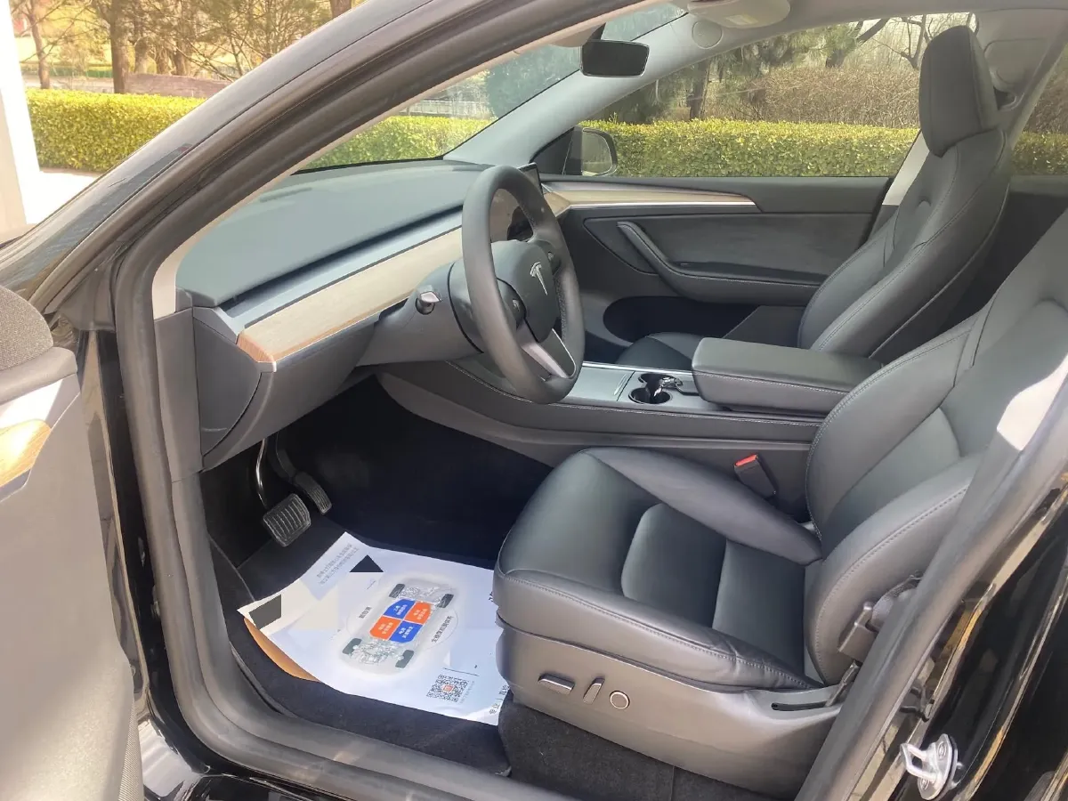 2022 Tesla Model Y BEV 60KWH,autocango,china used car exporter,china ev exporter,chinese used car exporter,chinese used ev exporter