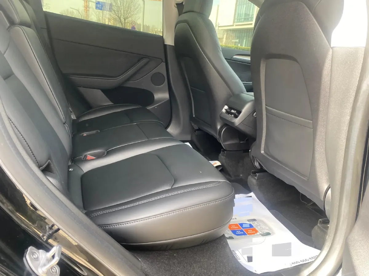 2022 Tesla Model Y BEV 60KWH,autocango,china used car exporter,china ev exporter,chinese used car exporter,chinese used ev exporter