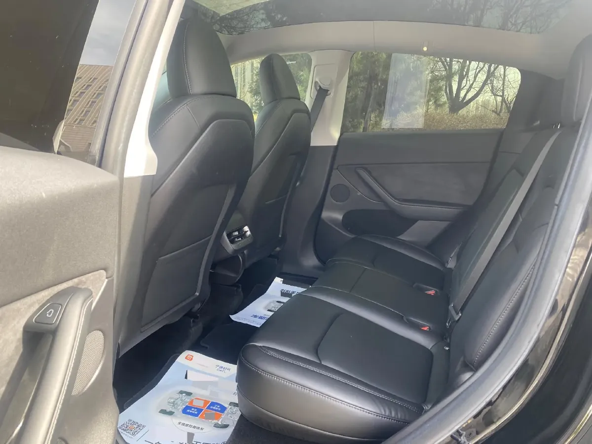 2022 Tesla Model Y BEV 60KWH,autocango,china used car exporter,china ev exporter,chinese used car exporter,chinese used ev exporter