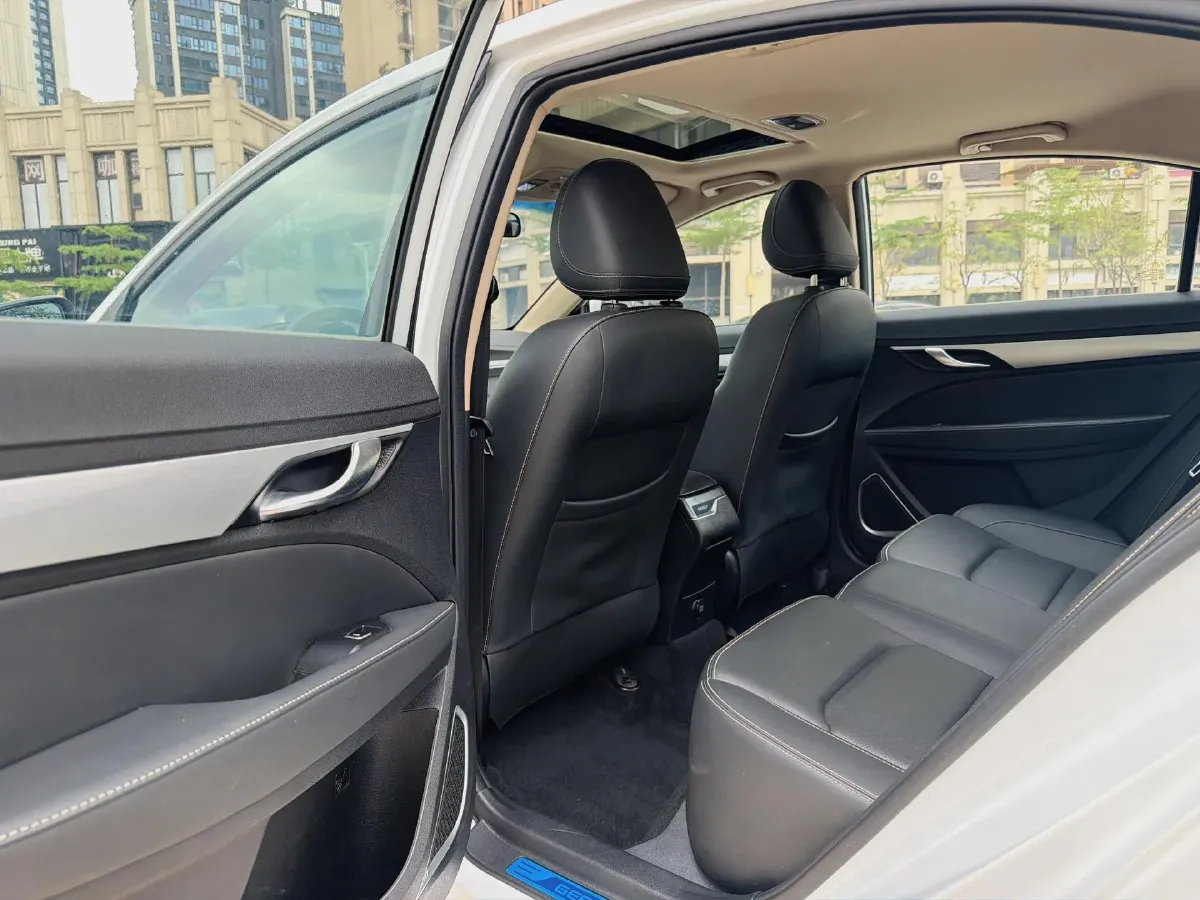 2018 Geely Emgrand 1.5L 109HP L4 CVT,autocango,china used car exporter,china ev exporter,chinese used car exporter,chinese used ev exporter