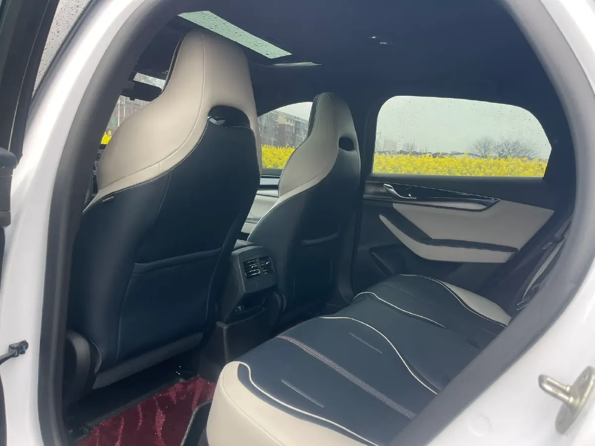 2021 Haval F7 1.5T 169HP L4 7DCT,autocango,china used car exporter,china ev exporter,chinese used car exporter,chinese used ev exporter