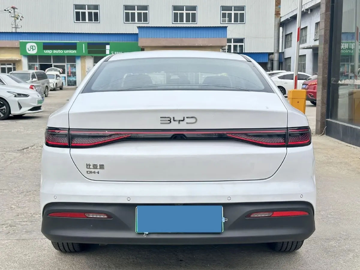 2025 BYD Seal05 DM-i 1.5L 101HP L4 E-CVT PHEV 7.68KWH,autocango,china used car exporter,china ev exporter,chinese used car exporter,chinese used ev exporter