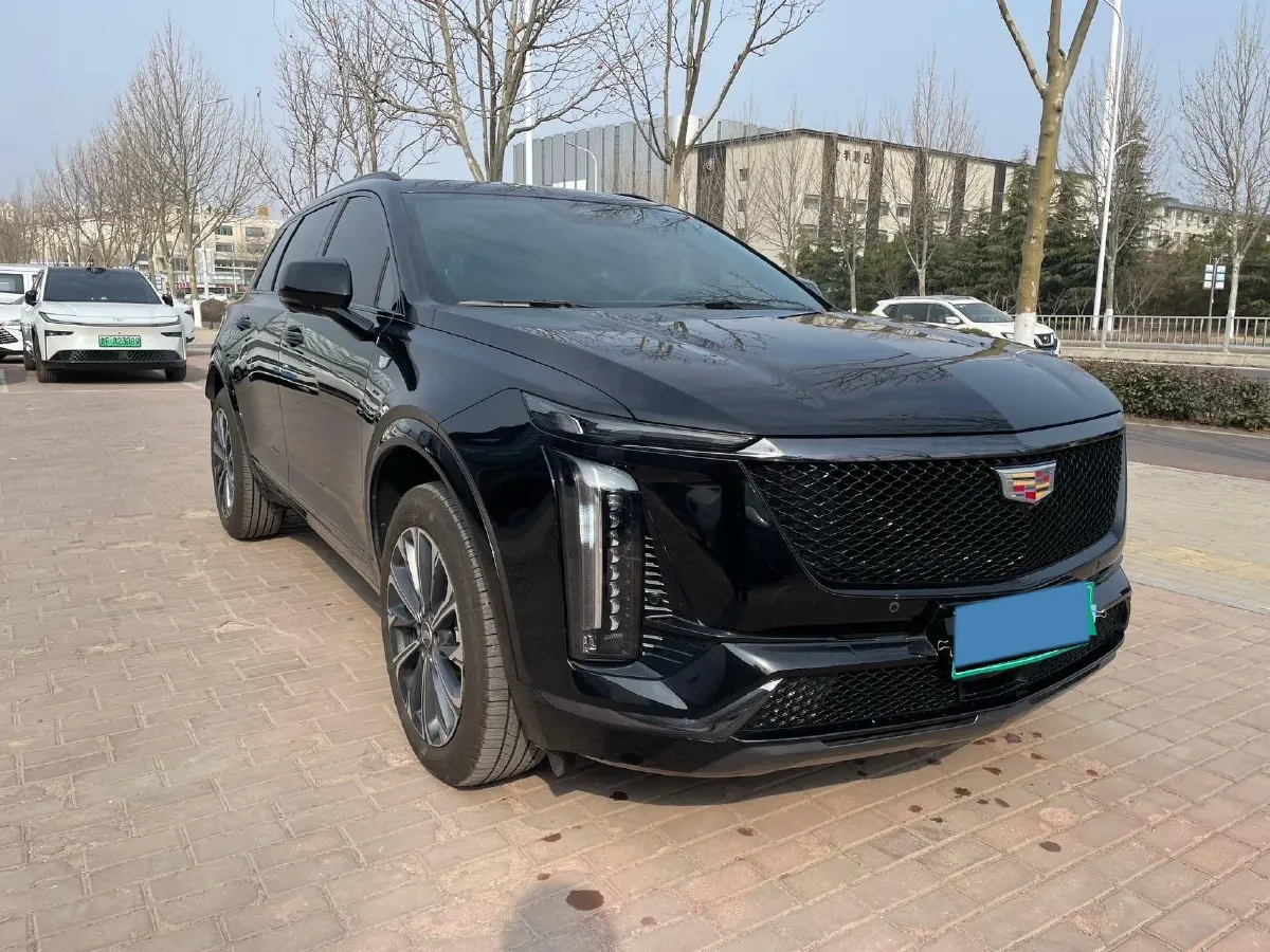 2025 Cadillac XT5 2.0T 237HP L4 9AT,autocango,china used car exporter,china ev exporter,chinese used car exporter,chinese used ev exporter