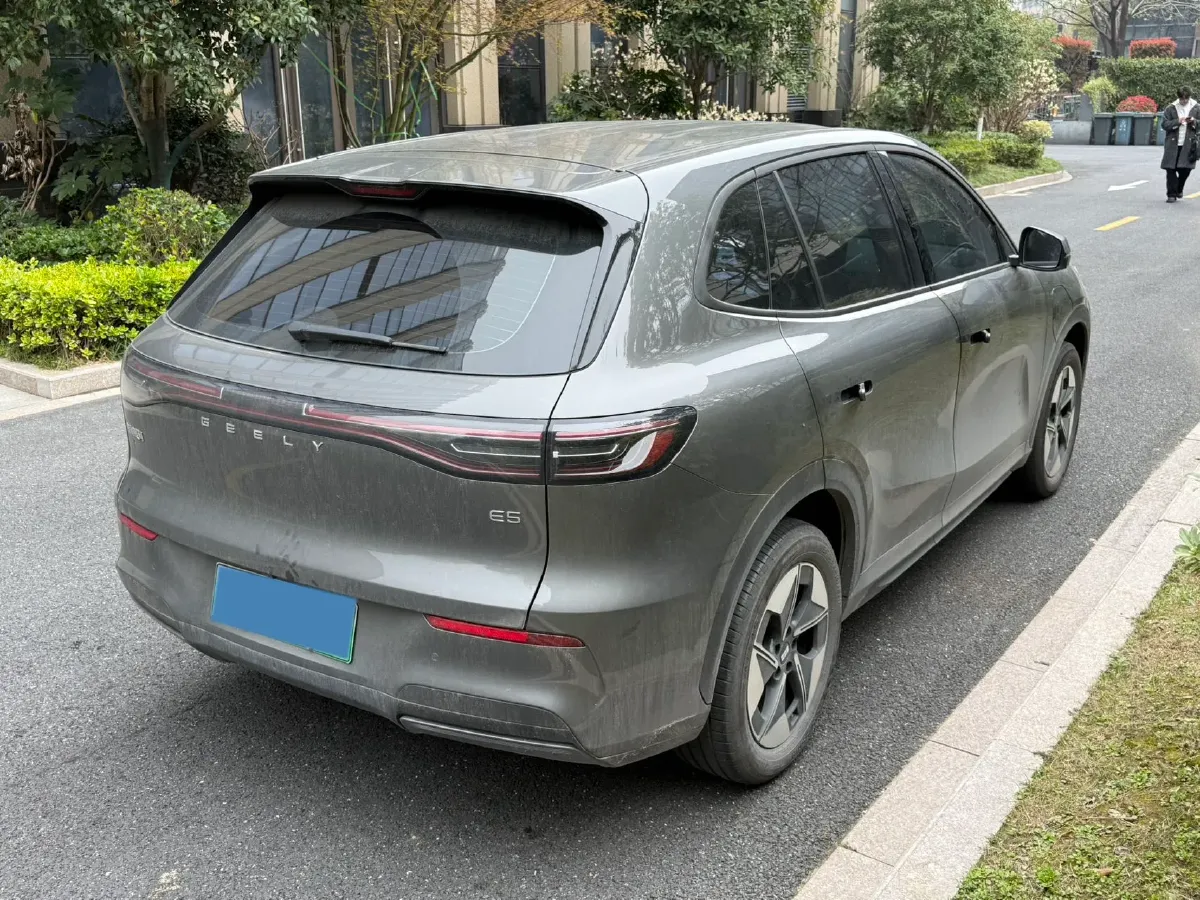2024 LanDian E5 1.5L 110HP L4 E-CVT PHEV 17.52KWH,autocango,china used car exporter,china ev exporter,chinese used car exporter,chinese used ev exporter