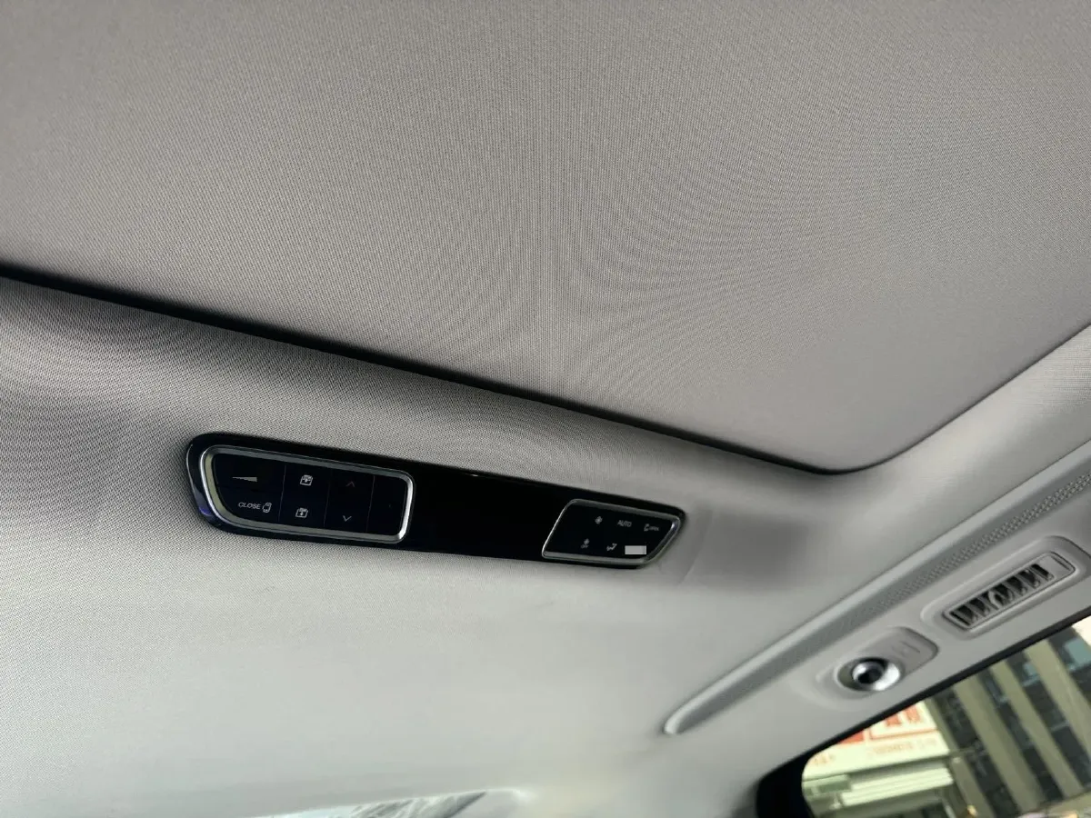 2024 GAC Trumpchi M8 2.0T 252HP L4 8AT,autocango,china used car exporter,china ev exporter,chinese used car exporter,chinese used ev exporter