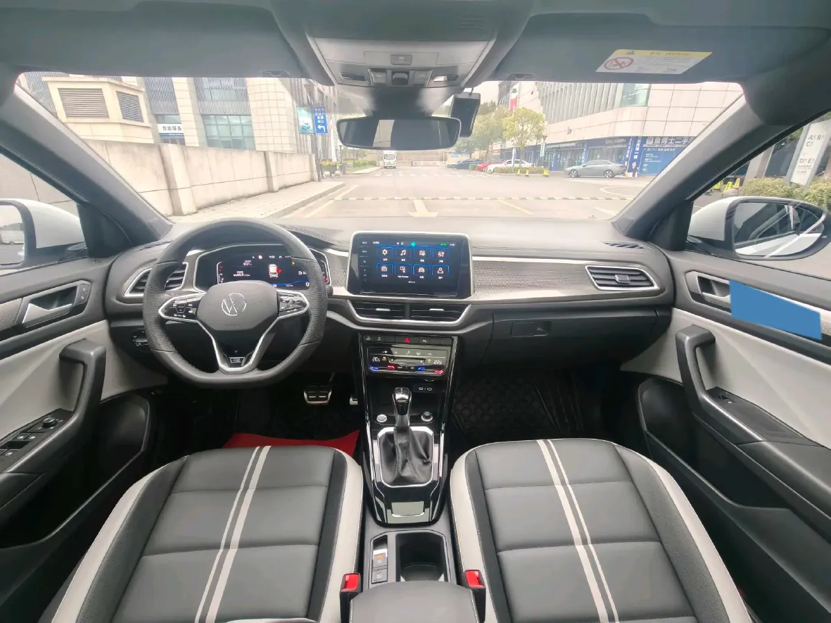 2023 Volkswagen T-Roc 1.5T 160HP L4 7DCT,autocango,china used car exporter,china ev exporter,chinese used car exporter,chinese used ev exporter