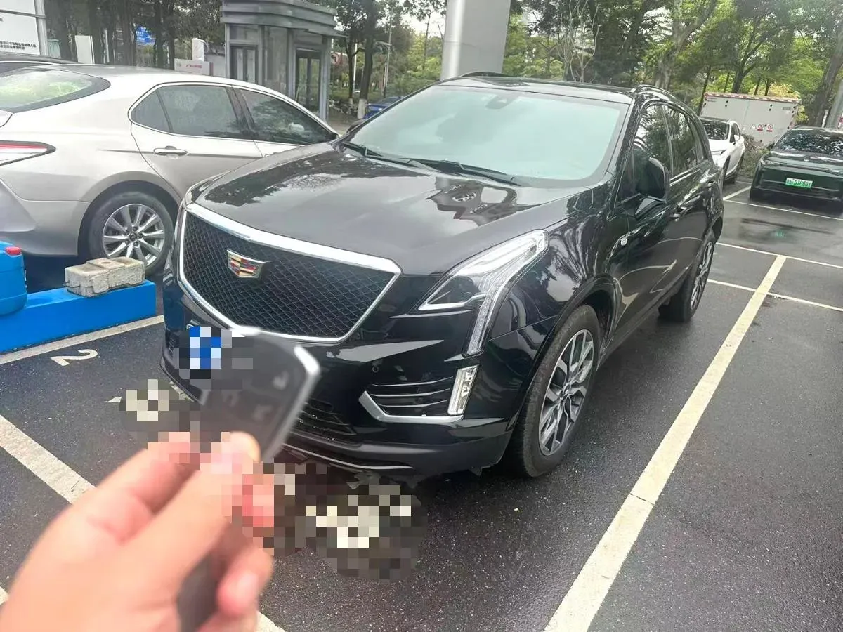 2022 Cadillac XT5 2.0T 237HP L4 9AT,autocango,china used car exporter,china ev exporter,chinese used car exporter,chinese used ev exporter