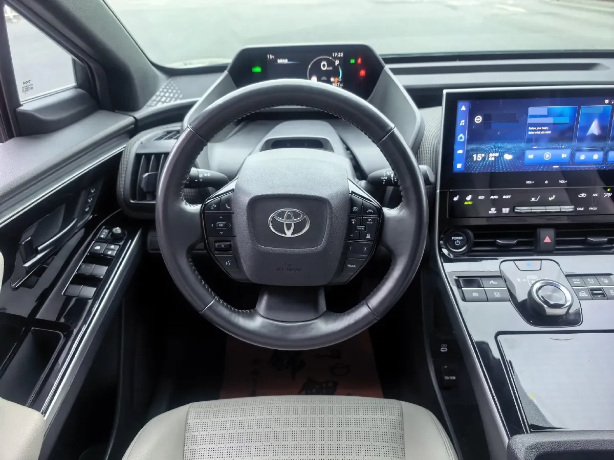 2022 Toyota bZ4X BEV 66.7KWH,autocango,china used car exporter,china ev exporter,chinese used car exporter,chinese used ev exporter