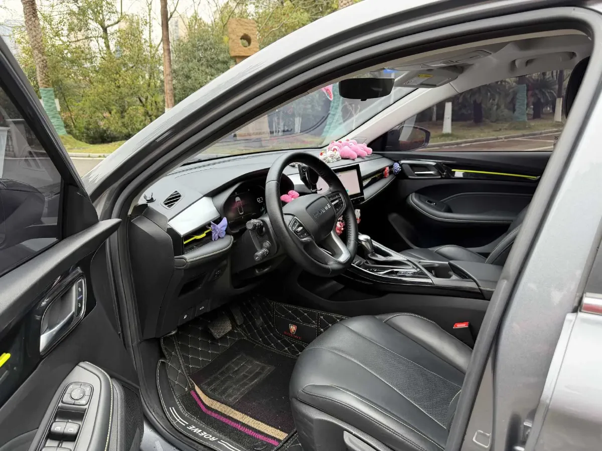 2021 Roewe i5 1.5L 120HP L4 CVT,autocango,china used car exporter,china ev exporter,chinese used car exporter,chinese used ev exporter