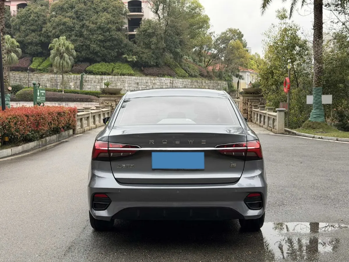 2021 Roewe i5 1.5L 120HP L4 CVT,autocango,china used car exporter,china ev exporter,chinese used car exporter,chinese used ev exporter