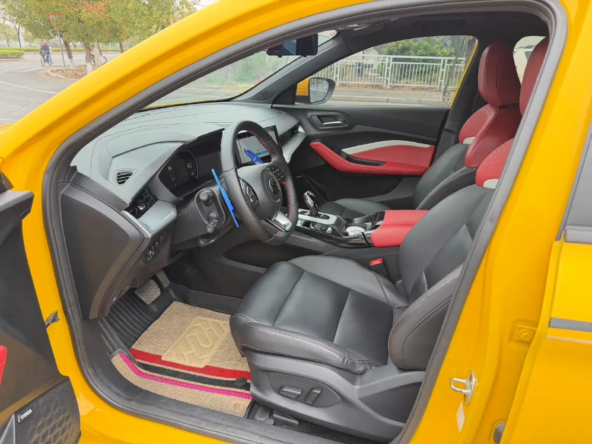 2021 MG 5 1.5T 173HP L4 7DCT,autocango,china used car exporter,china ev exporter,chinese used car exporter,chinese used ev exporter