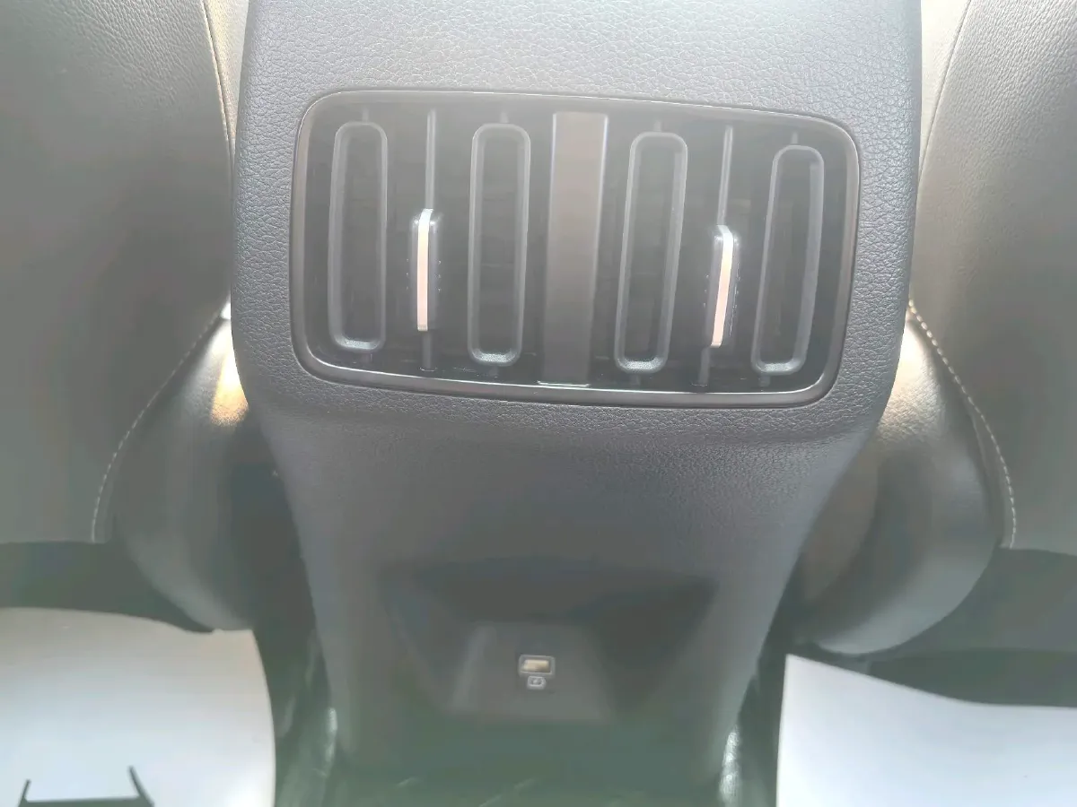 2021 Hyundai ix35 1.4T 140HP L4 7DCT,autocango,china used car exporter,china ev exporter,chinese used car exporter,chinese used ev exporter