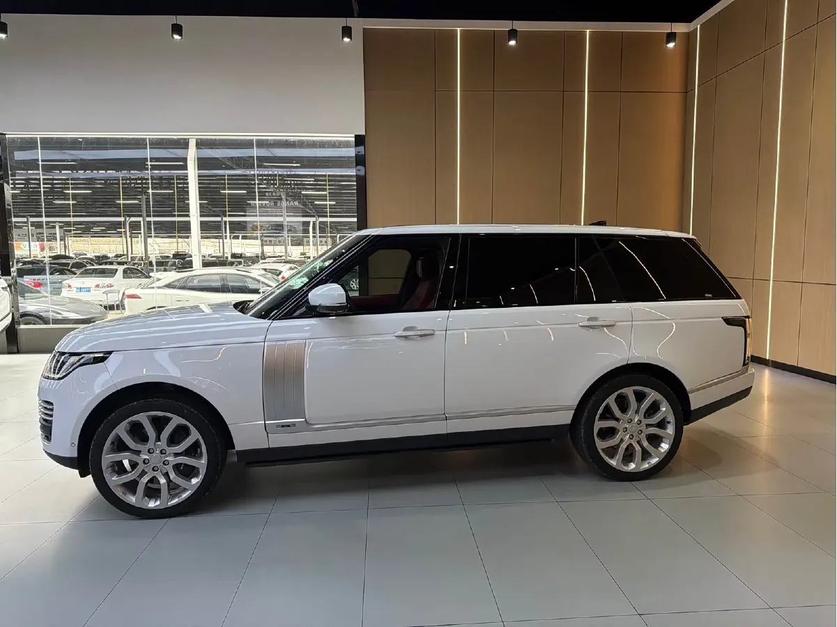 2022 Land Rover Range Rover 3.0T 400HP L6 8AT,autocango,china used car exporter,china ev exporter,chinese used car exporter,chinese used ev exporter