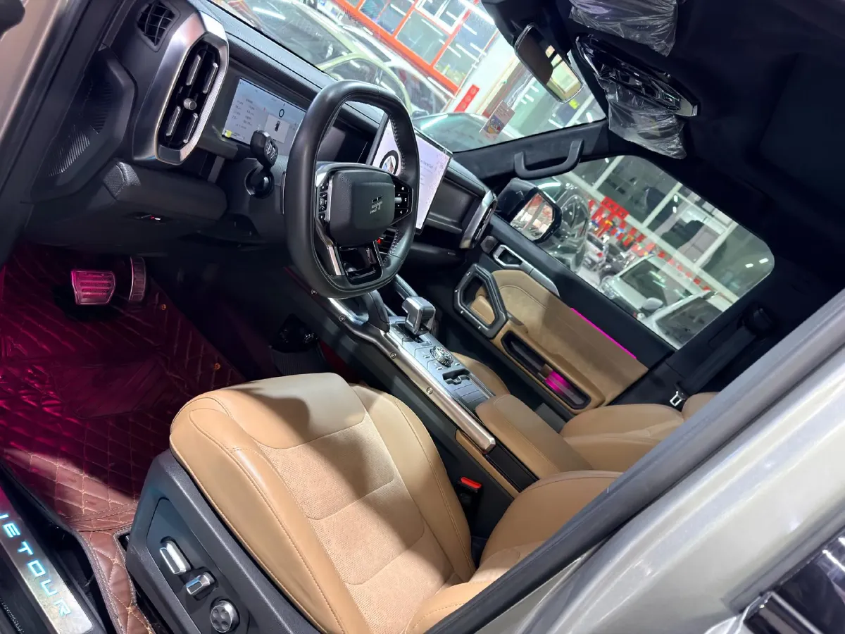 2023 Jetour Traveller 2.0T 254HP L4 7DCT,autocango,china used car exporter,china ev exporter,chinese used car exporter,chinese used ev exporter