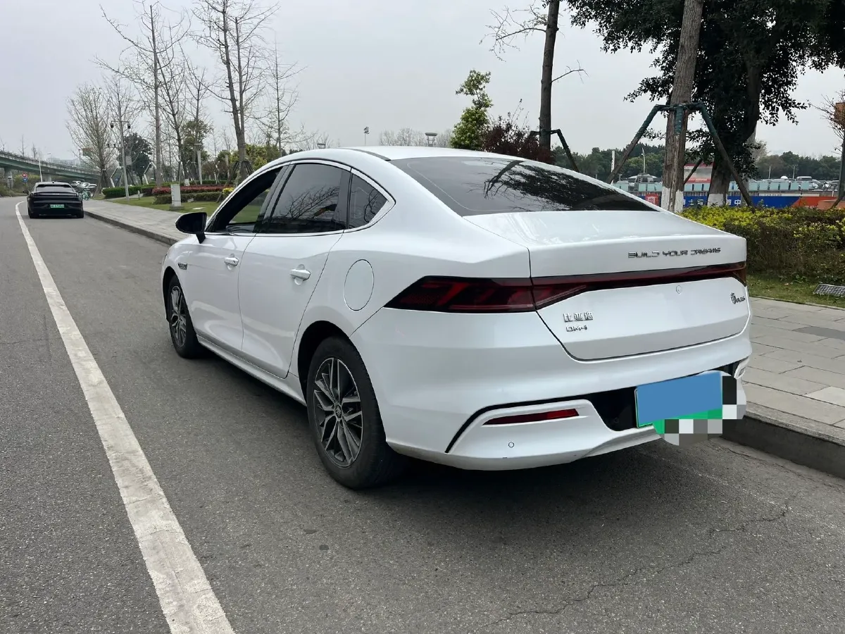 2021 Haval F7 1.5T 169HP L4 7DCT,autocango,china used car exporter,china ev exporter,chinese used car exporter,chinese used ev exporter