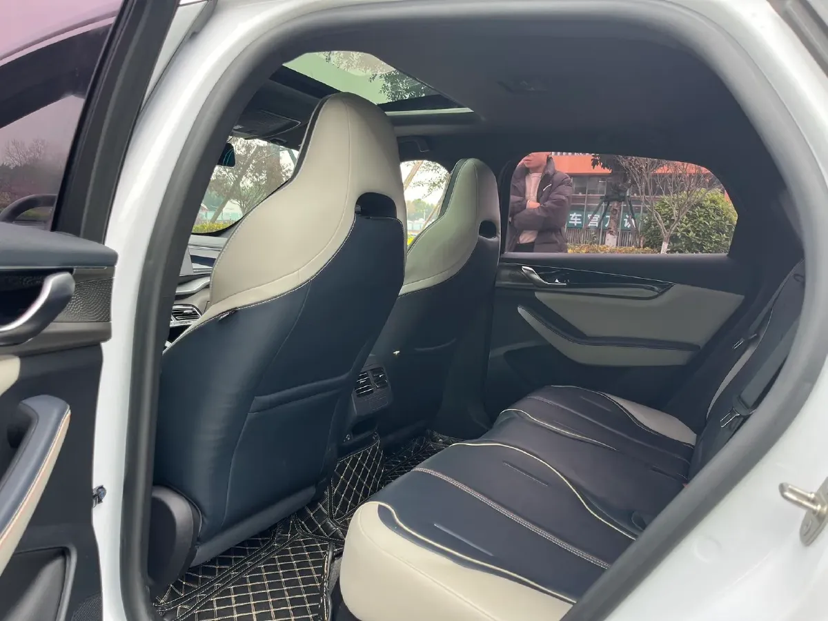 2021 Haval F7 1.5T 169HP L4 7DCT,autocango,china used car exporter,china ev exporter,chinese used car exporter,chinese used ev exporter