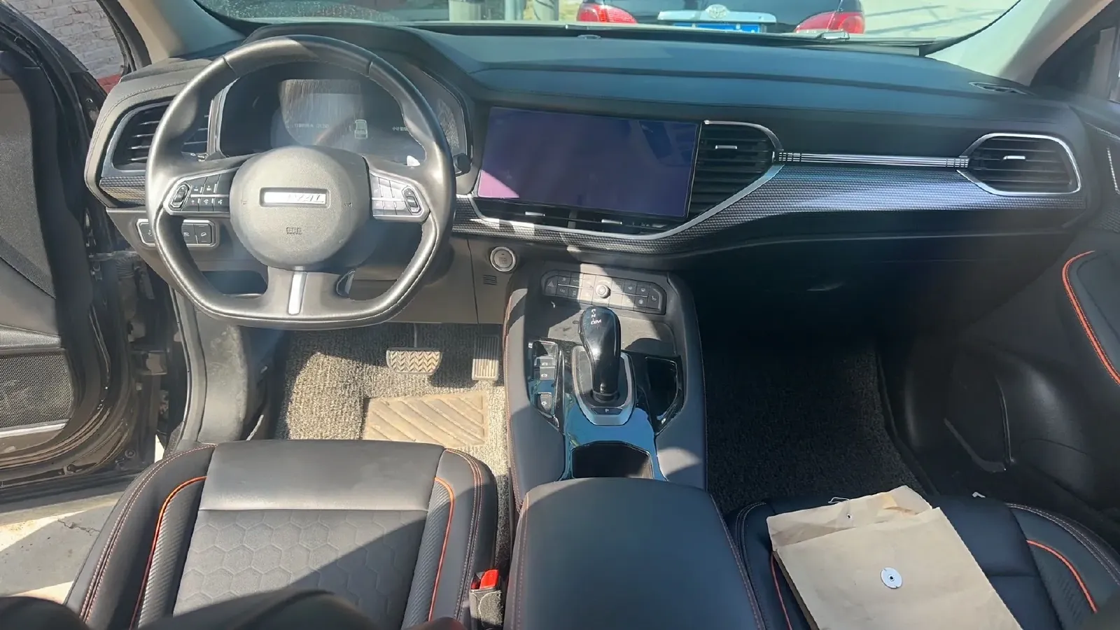 2021 Haval F7 2.0T 224HP L4 7DCT,autocango,china used car exporter,china ev exporter,chinese used car exporter,chinese used ev exporter