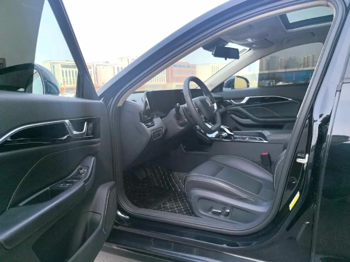 2023 Bestune B70 1.5T 169HP L4 7DCT,autocango,china used car exporter,china ev exporter,chinese used car exporter,chinese used ev exporter