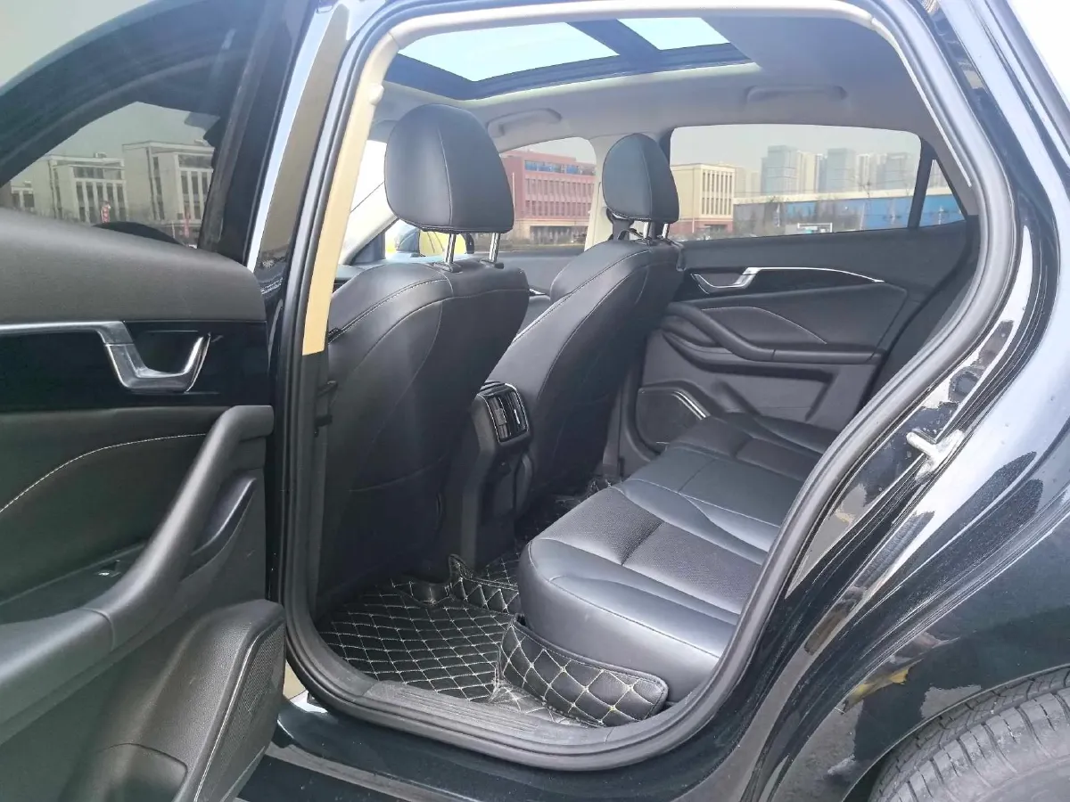 2023 Bestune B70 1.5T 169HP L4 7DCT,autocango,china used car exporter,china ev exporter,chinese used car exporter,chinese used ev exporter