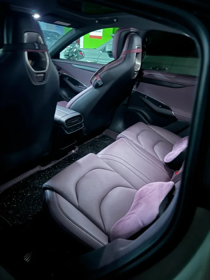 2024 MI SU7 BEV 94.3KWH,autocango,china used car exporter,china ev exporter,chinese used car exporter,chinese used ev exporter