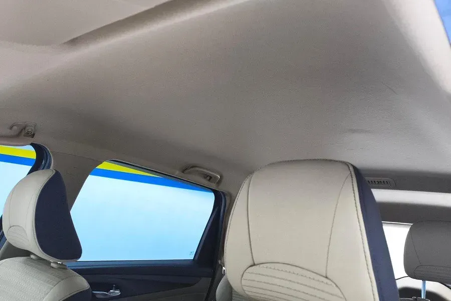 2017 BaoJun 730 1.5T 150HP L4 6MT,autocango,china used car exporter,china ev exporter,chinese used car exporter,chinese used ev exporter