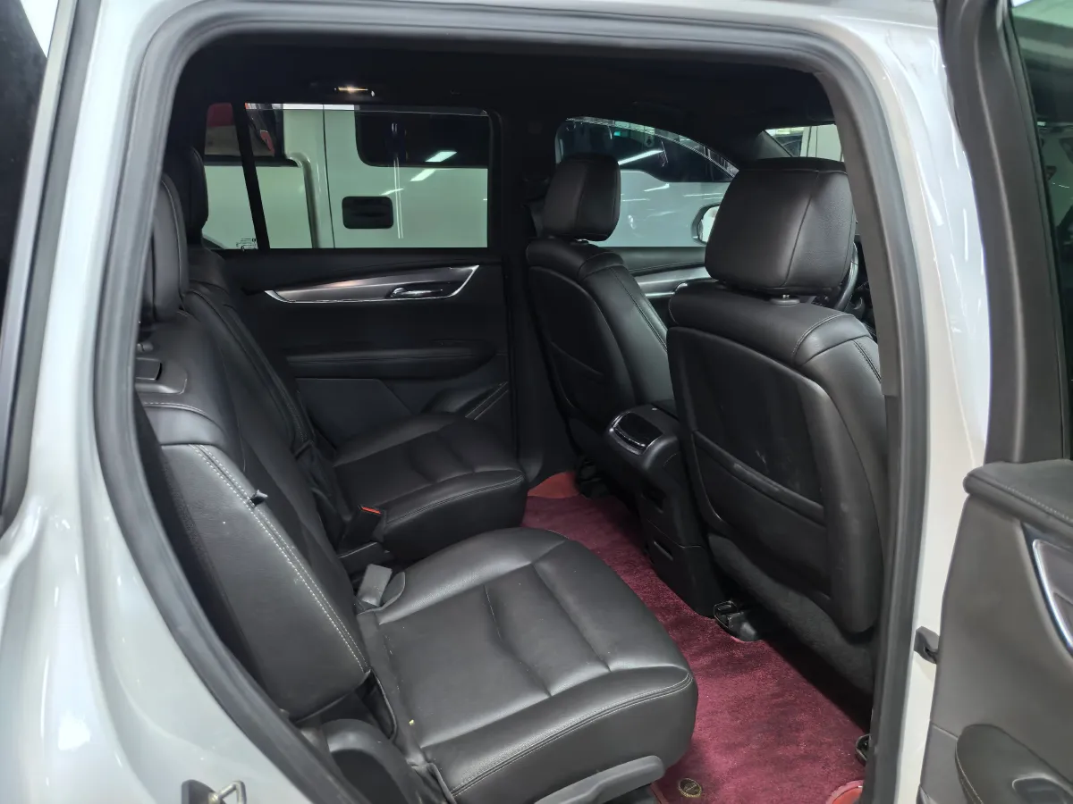 2021 Cadillac XT6 2.0T 237HP L4 9AT,autocango,china used car exporter,china ev exporter,chinese used car exporter,chinese used ev exporter