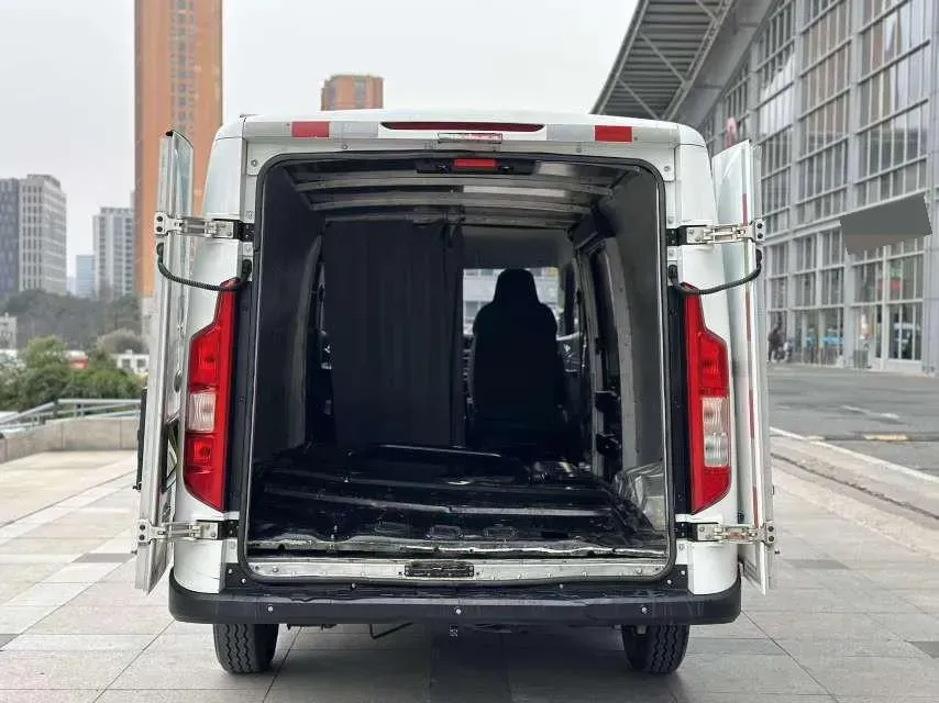 2022 Karry Dolphin EV BEV 43.5KWH,autocango,china used car exporter,china ev exporter,chinese used car exporter,chinese used ev exporter