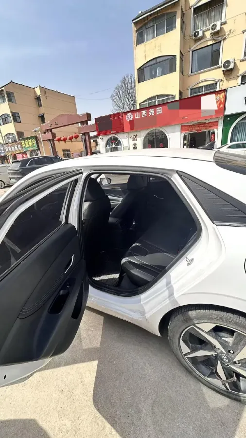 2023 Hyundai Elantra 1.5L 115HP L4 CVT,autocango,china used car exporter,china ev exporter,chinese used car exporter,chinese used ev exporter