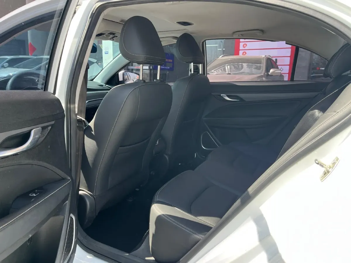 2021 Geely Coolray 1.4T 141HP L4 6MT,autocango,china used car exporter,china ev exporter,chinese used car exporter,chinese used ev exporter