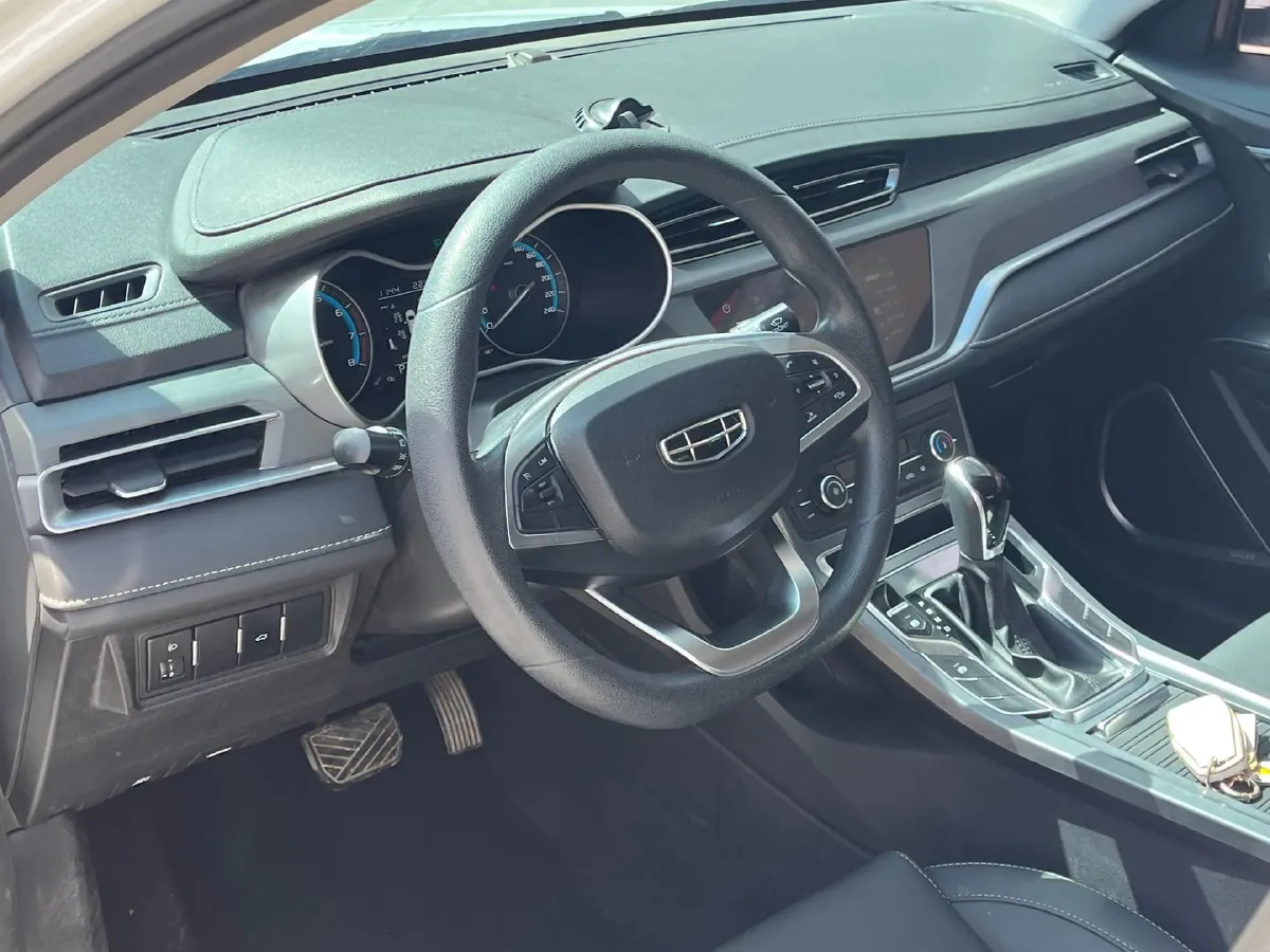 2021 Geely Coolray 1.4T 141HP L4 6MT,autocango,china used car exporter,china ev exporter,chinese used car exporter,chinese used ev exporter