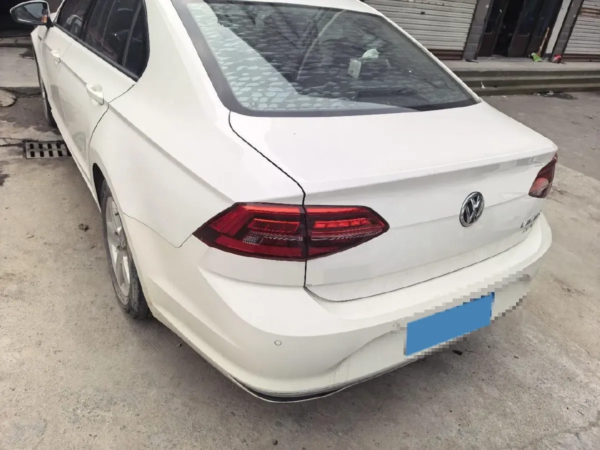 2019 Volkswagen T-Cross 1.4T 150HP L4 7DCT,autocango,china used car exporter,china ev exporter,chinese used car exporter,chinese used ev exporter
