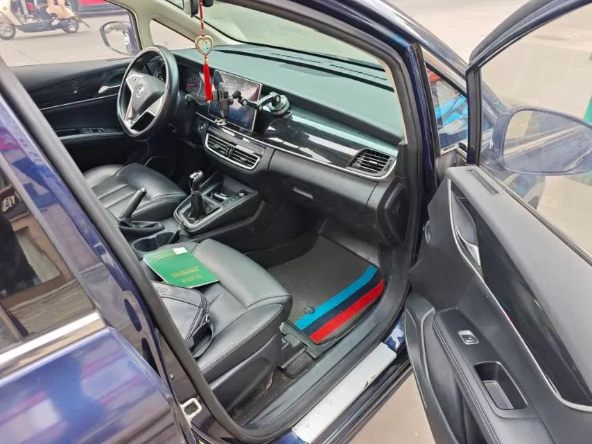 2019 BYD Song MAX 1.5T 160HP L4 6MT,autocango,china used car exporter,china ev exporter,chinese used car exporter,chinese used ev exporter