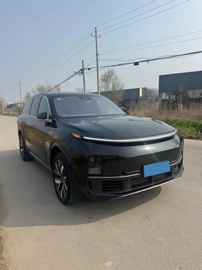 2023 Li L8 Range Extended 154HP REEV 40.9KWH,autocango,china used car exporter,china ev exporter,chinese used car exporter,chinese used ev exporter