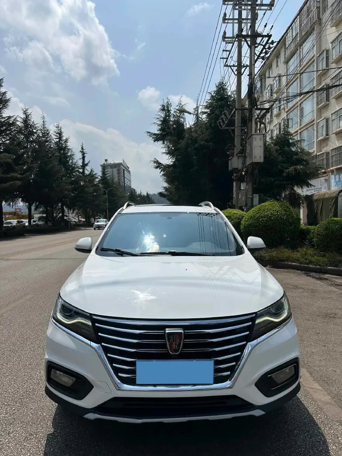 2020 Roewe i6 1.5T 169HP L4 7DCT,autocango,china used car exporter,china ev exporter,chinese used car exporter,chinese used ev exporter