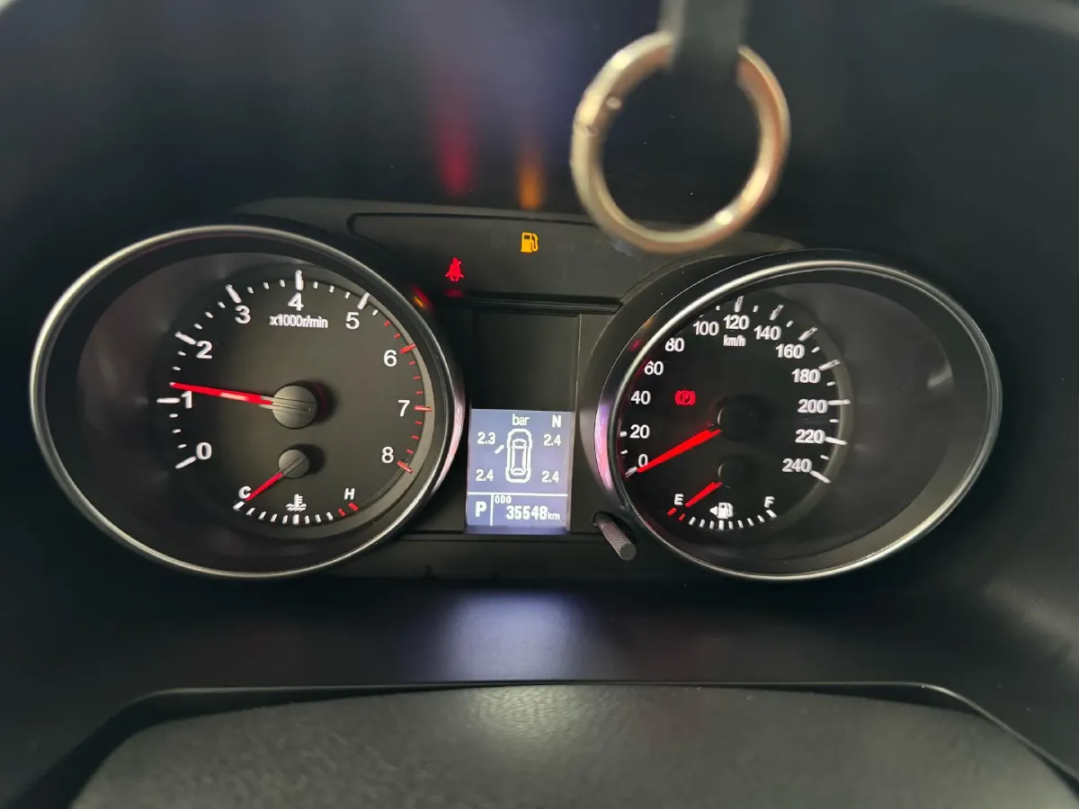 2021 Haval M6 1.5T 150HP L4 7DCT,autocango,china used car exporter,china ev exporter,chinese used car exporter,chinese used ev exporter