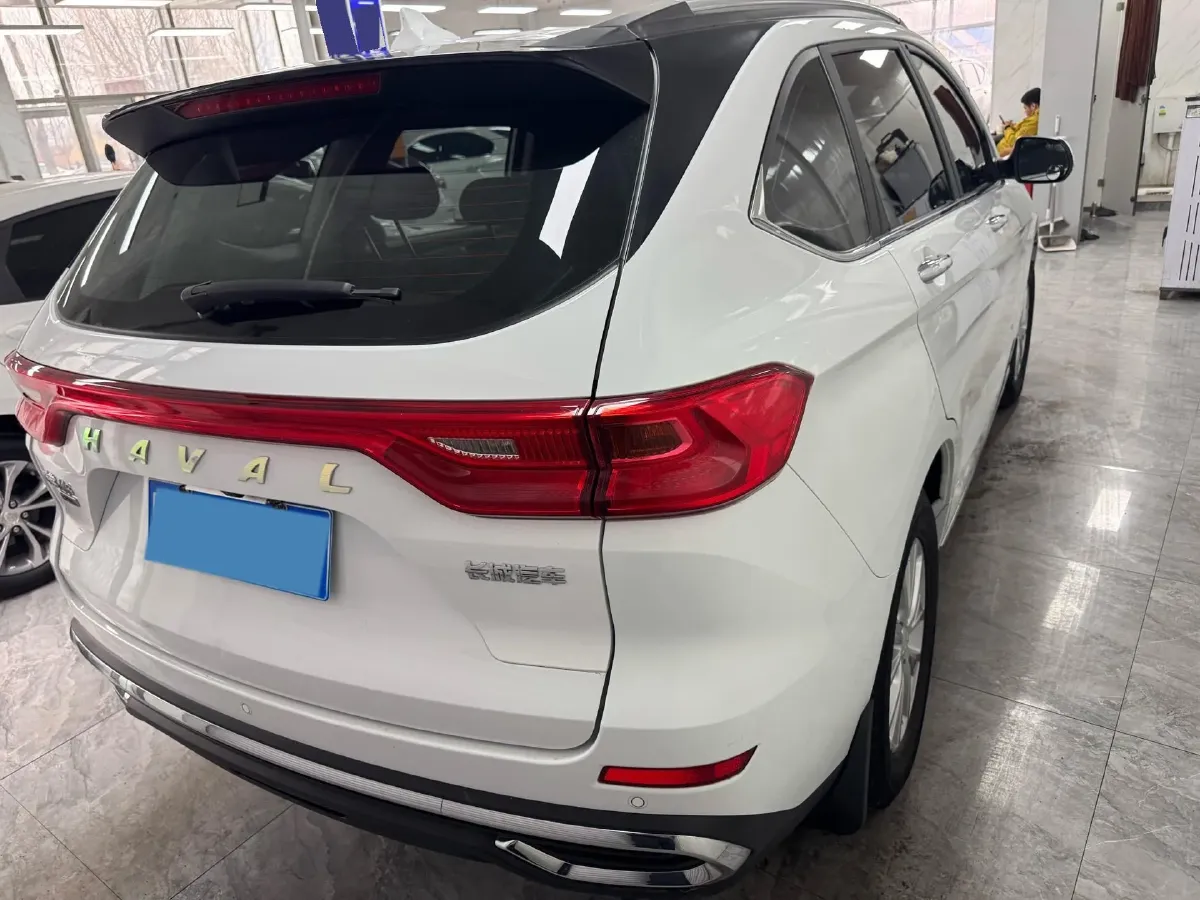 2021 Haval M6 1.5T 150HP L4 7DCT,autocango,china used car exporter,china ev exporter,chinese used car exporter,chinese used ev exporter
