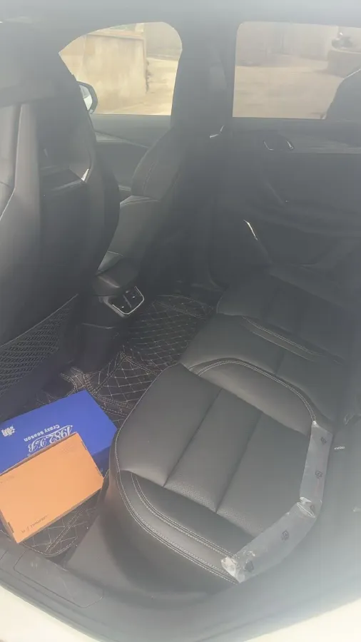 2023 LYNK&CO 06 1.5T 181HP L4 7DCT,autocango,china used car exporter,china ev exporter,chinese used car exporter,chinese used ev exporter